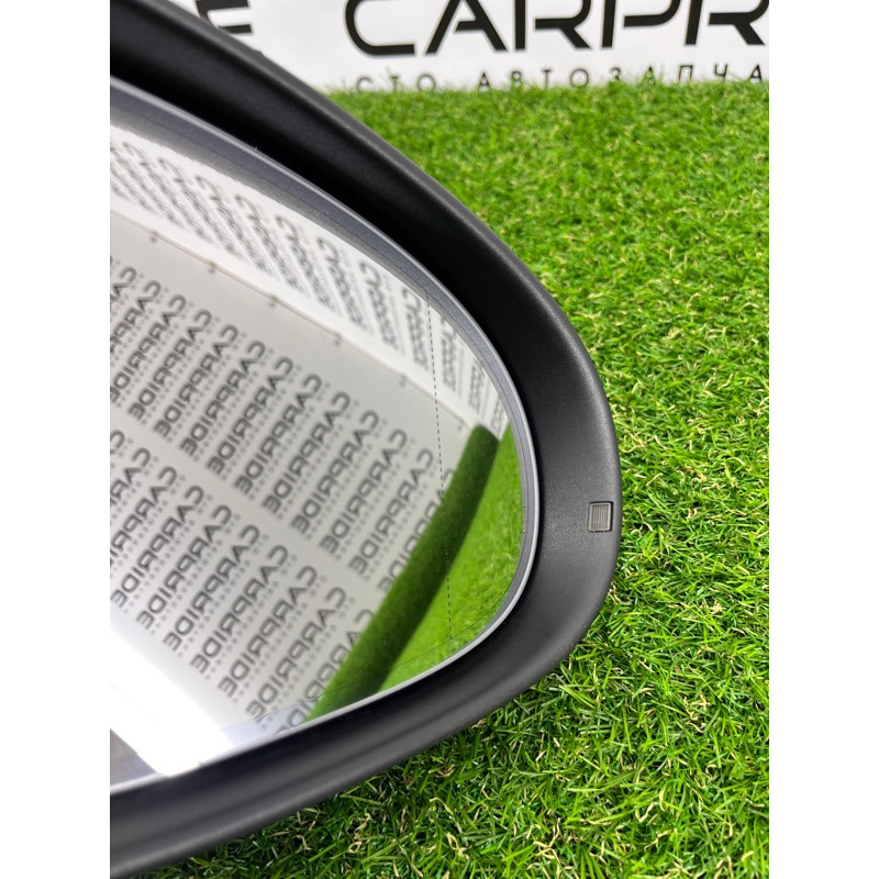 Зеркало (стекла и зеркала) Volkswagen Touareg II NF 2013 3.0 TDI 7P6857508N9B9