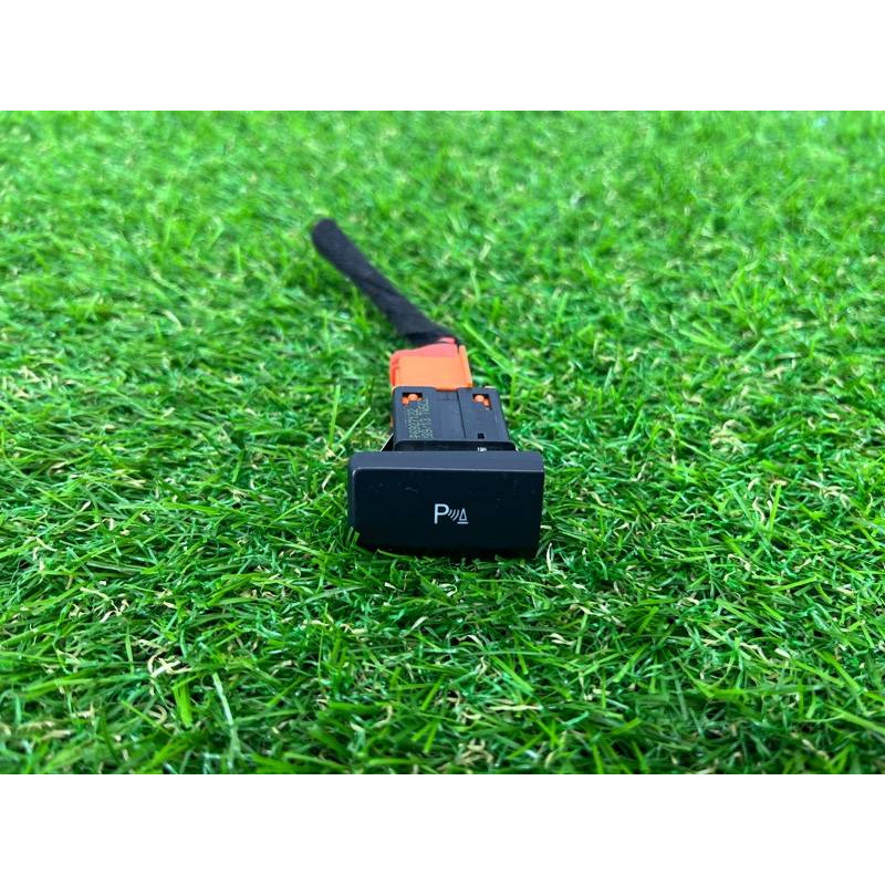 Кнопка парктроника (электрика / кнопки) Volkswagen Touareg II NF 2013 3.0 TDI 7P6927122