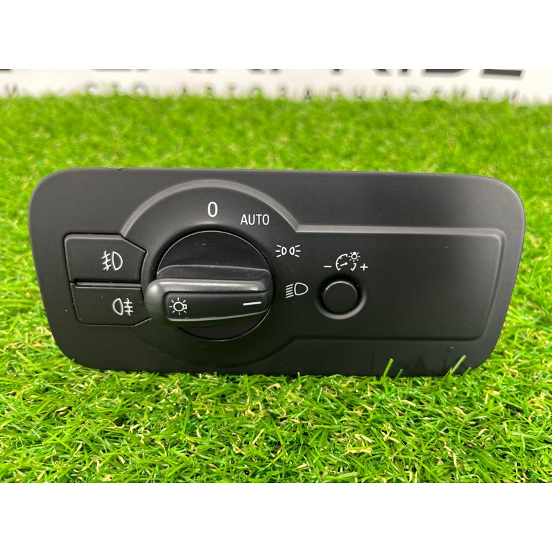 Переключатель света (электрика) Volkswagen Touareg II NF 2013 3.0 TDI 7P6941431D