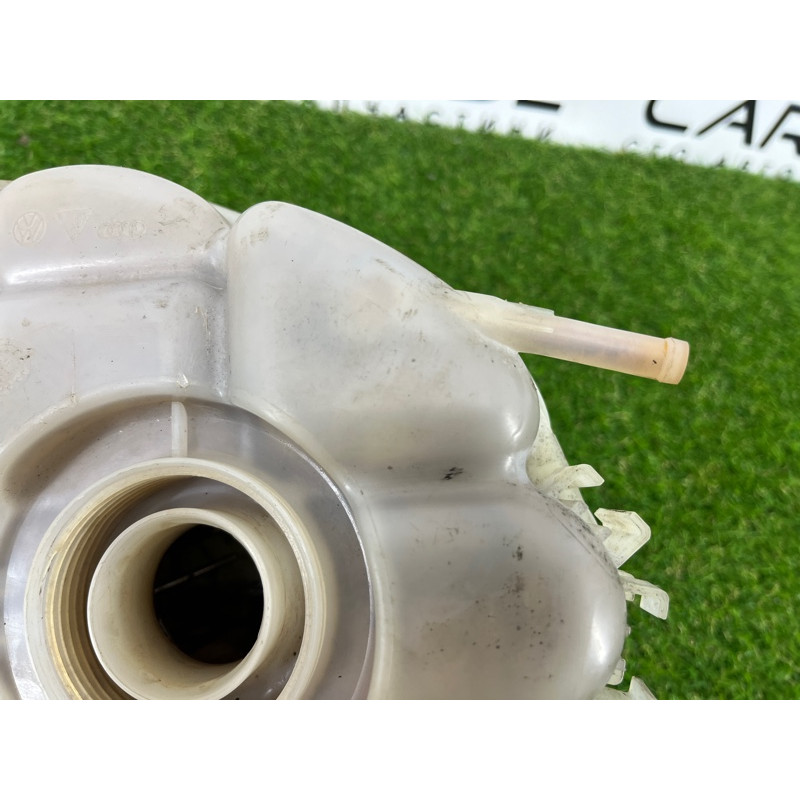 Бачок расширительный (система охлаждения) Volkswagen Touareg II NF 2013 3.0 TDI 7P0121407B