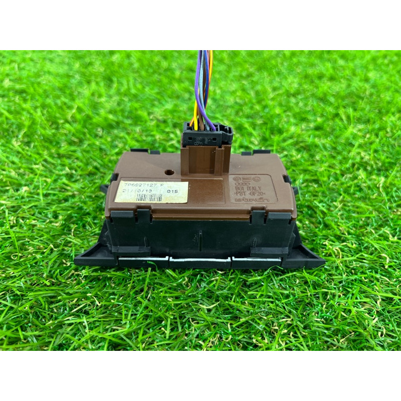 Кнопка ESP (электрика / кнопки) Volkswagen Touareg II NF 2013 3.0 TDI 7P6927127F