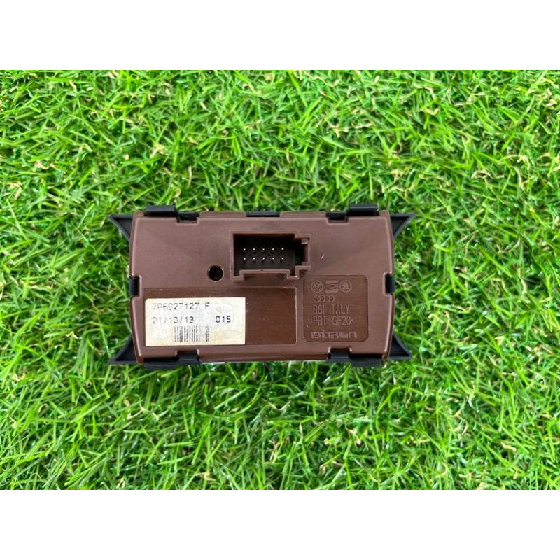 Кнопка ESP (электрика / кнопки) Volkswagen Touareg II NF 2013 3.0 TDI 7P6927127F