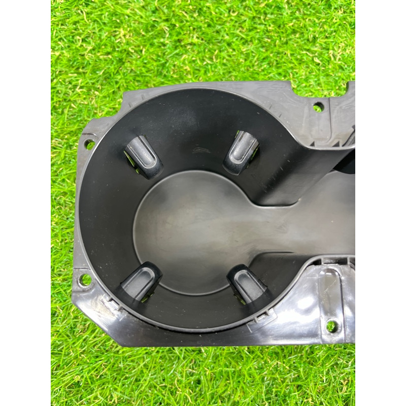 Подстаканник (салон) Volkswagen Touareg II NF 2013 3.0 TDI 7P68586029B9