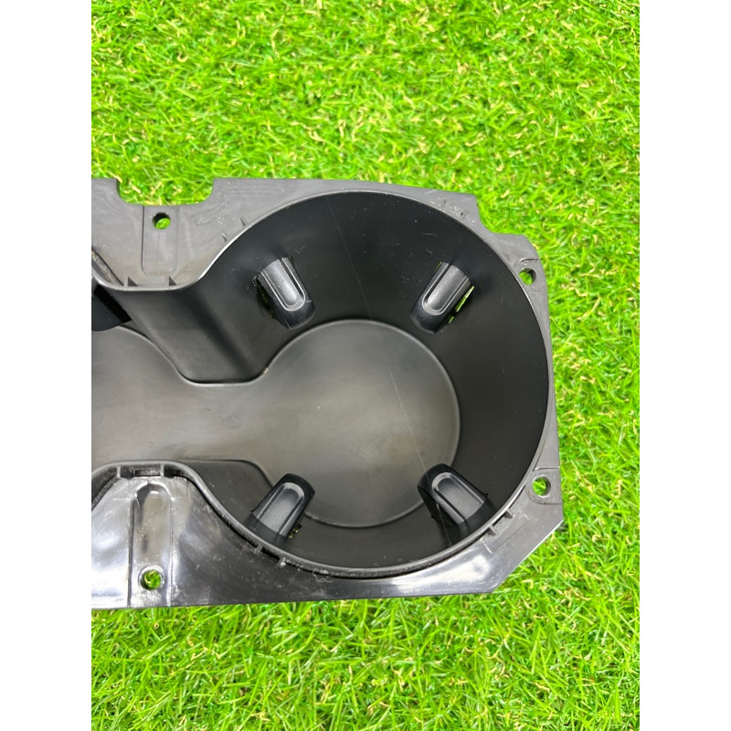 Подстаканник (салон) Volkswagen Touareg II NF 2013 3.0 TDI 7P68586029B9