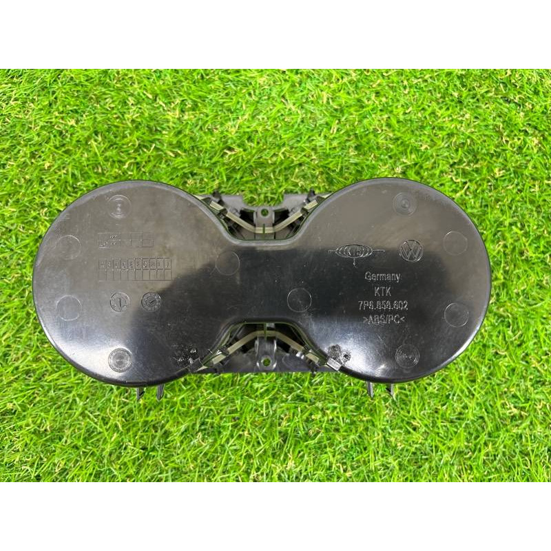 Подстаканник (салон) Volkswagen Touareg II NF 2013 3.0 TDI 7P68586029B9