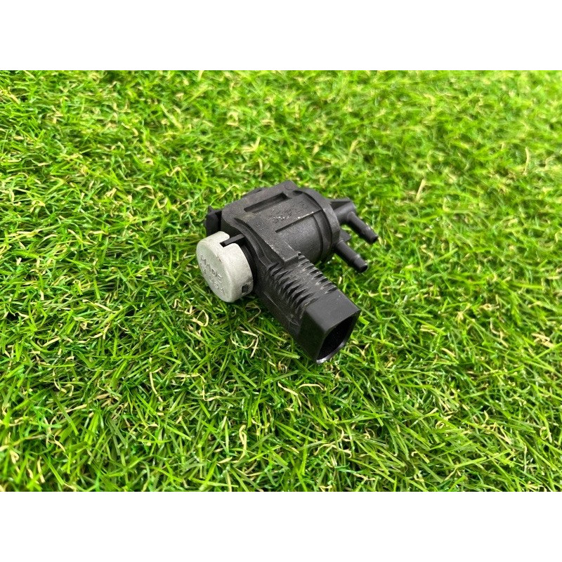 Вакуумный клапан (двигатель и элементы) Volkswagen Touareg II NF 2013 3.0 TDI 1K0906283A