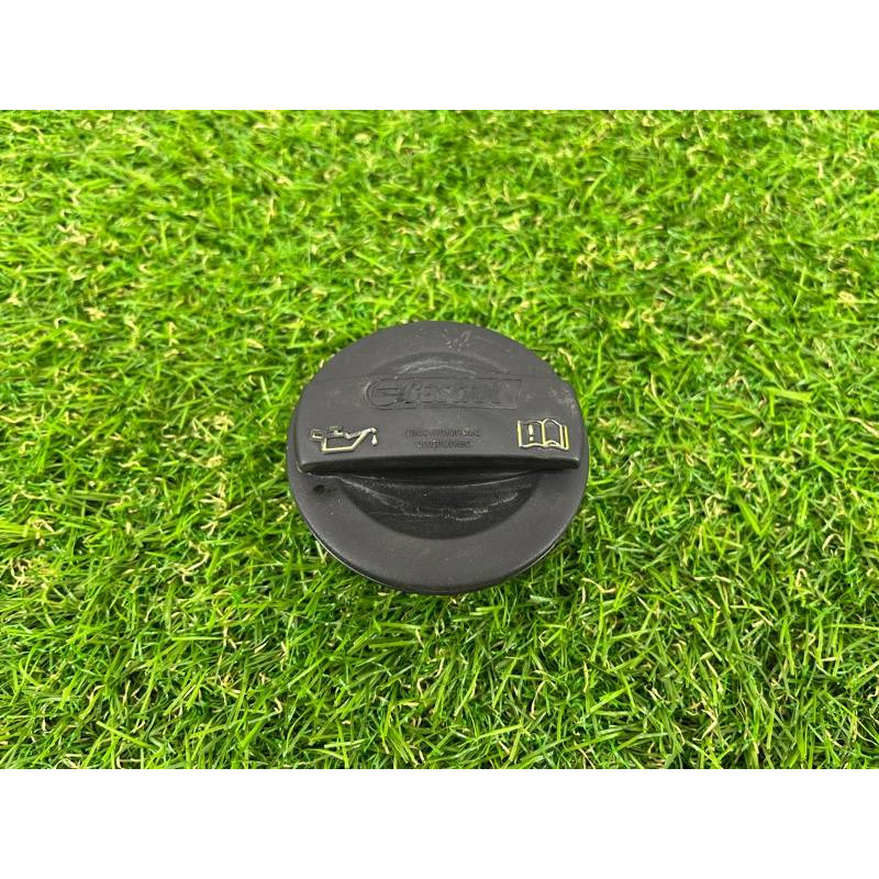 Крышка маслозаливной горловины (двигатель и элементы) Volkswagen Touareg II NF 2013 3.0 TDI 06C103485N