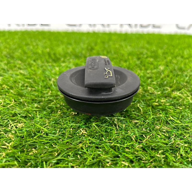 Крышка маслозаливной горловины (двигатель и элементы) Volkswagen Touareg II NF 2013 3.0 TDI 06C103485N