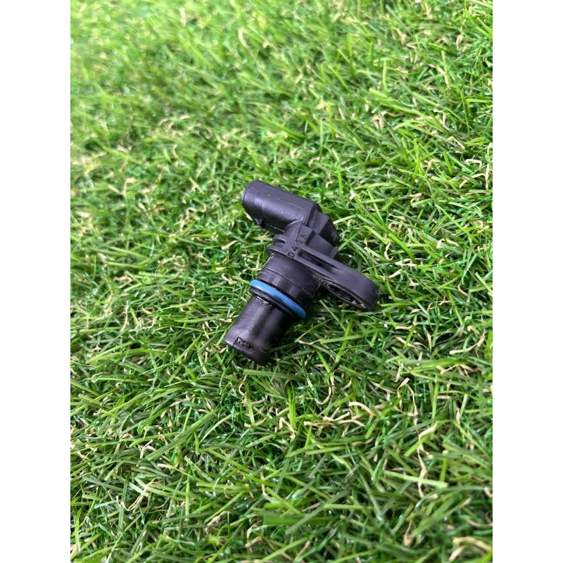 Датчик положения распредвала (электрика двигателя) Volkswagen Touareg II NF 2013 3.0 TDI 07L905163C