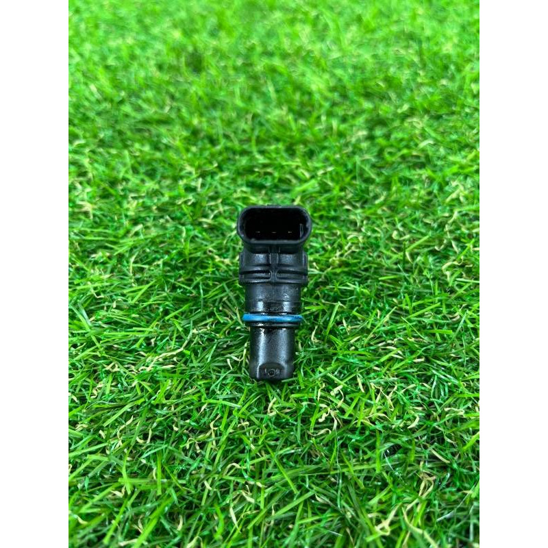 Датчик положения распредвала (электрика двигателя) Volkswagen Touareg II NF 2013 3.0 TDI 07L905163C