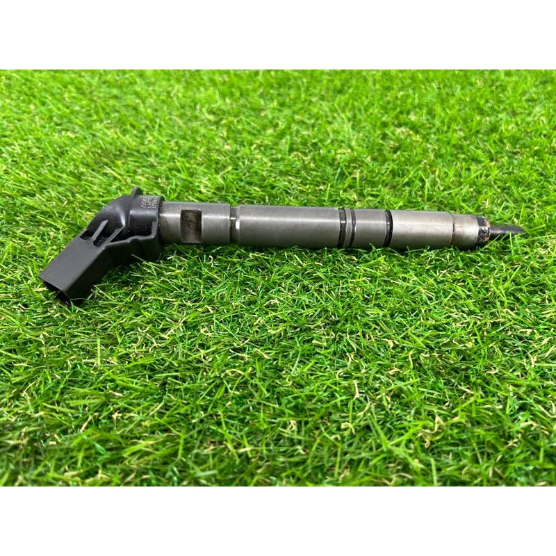 Форсунка топливная (топливная система) Volkswagen Touareg II NF 2013 3.0 TDI 059130277EJ