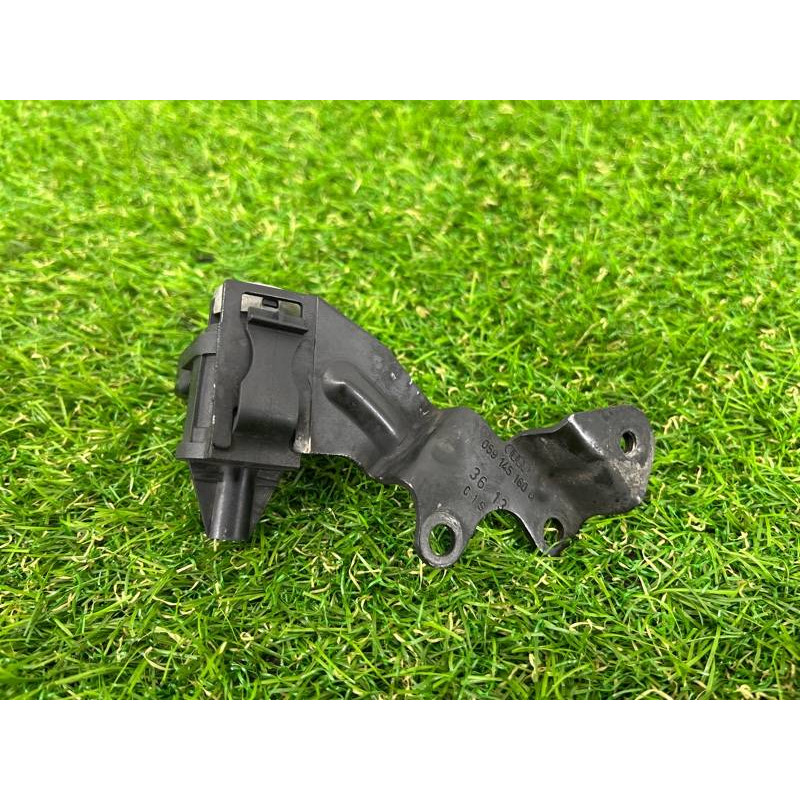 Вакуумный клапан (двигатель и элементы) Volkswagen Touareg II NF 2013 3.0 TDI 1K0906283A