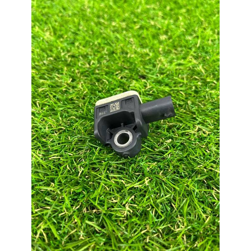 Датчик удара (электрика / датчики) Volkswagen Touareg II NF 2013 3.0 TDI 7P0959651