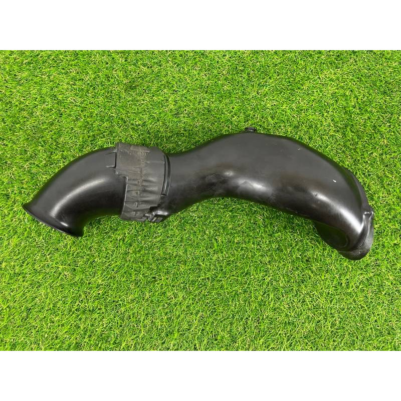 Патрубок воздушного фильтра (впускная система) Volkswagen Touareg II NF 2013 3.0 TDI 7P6129609A