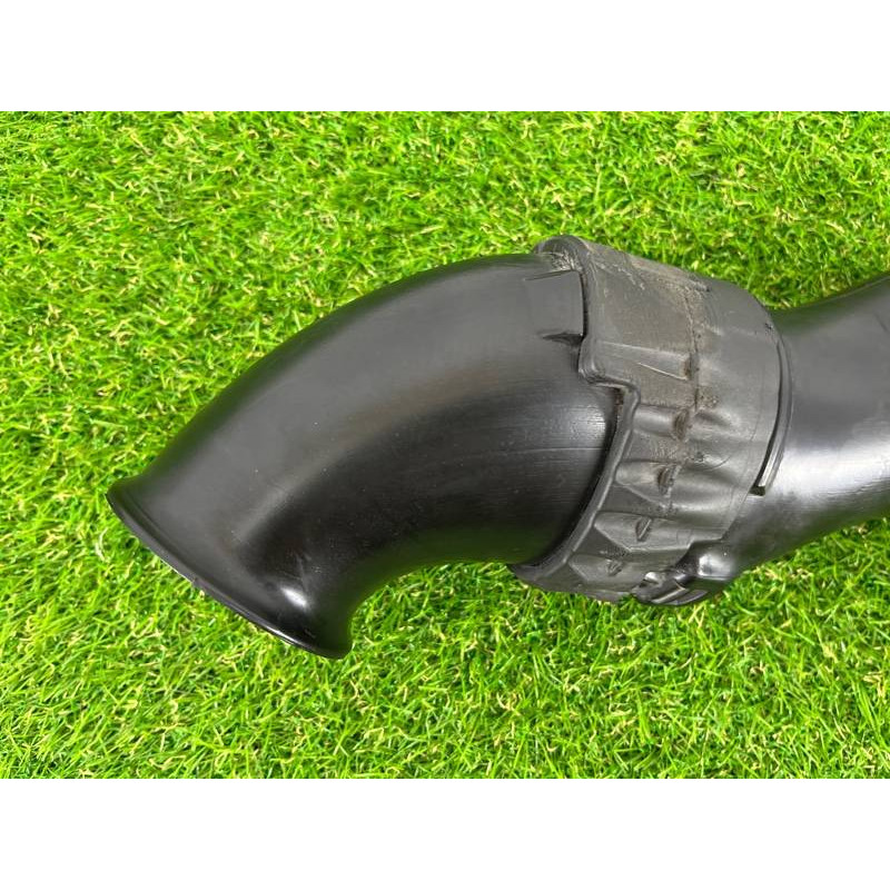 Патрубок воздушного фильтра (впускная система) Volkswagen Touareg II NF 2013 3.0 TDI 7P6129609A