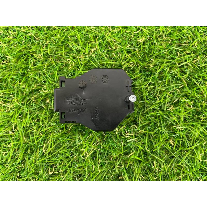 Блок управления рулевого колеса (электрика / блоки управления) Volkswagen Touareg II NF 2013 3.0 TDI 7P6959542A