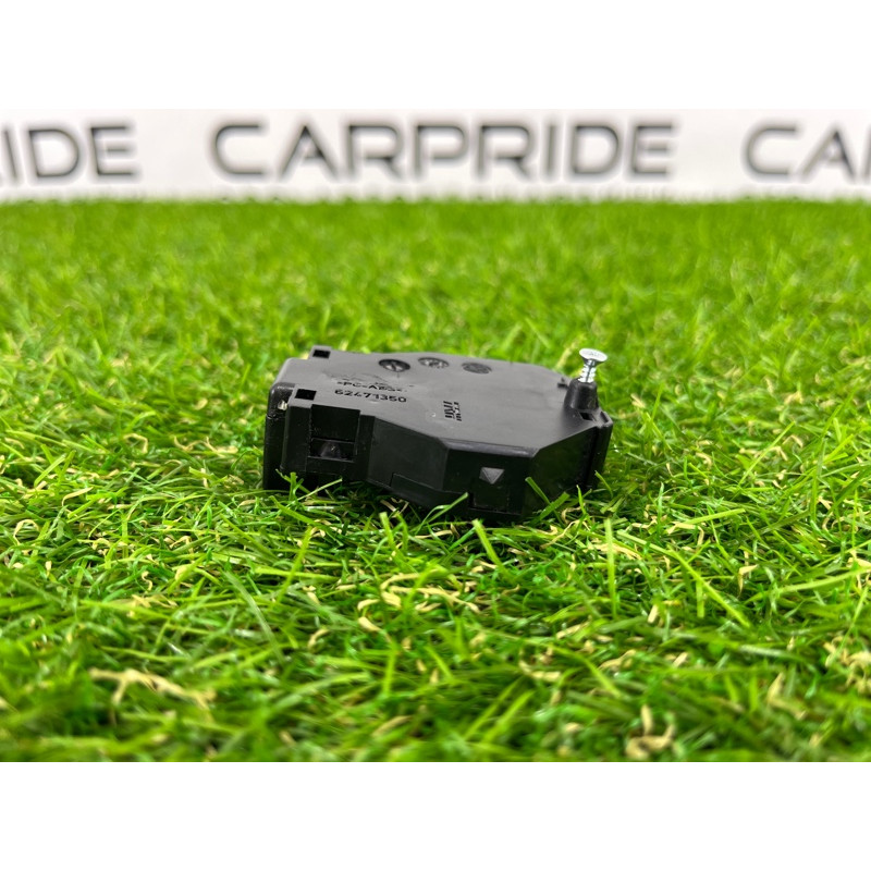 Блок управления рулевого колеса (электрика / блоки управления) Volkswagen Touareg II NF 2013 3.0 TDI 7P6959542A