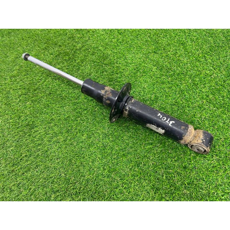 Амортизатор (подвеска) Volkswagen Touareg II NF 2013 3.0 TDI 7P6513029AR