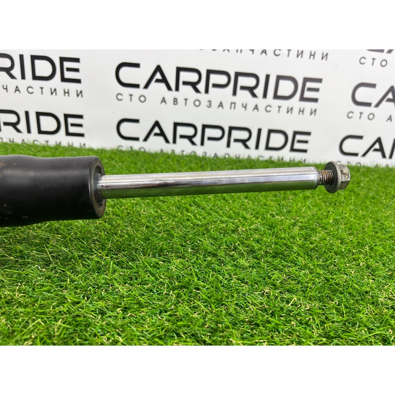 Амортизатор (подвеска) Volkswagen Touareg II NF 2013 3.0 TDI 7P6413032AN