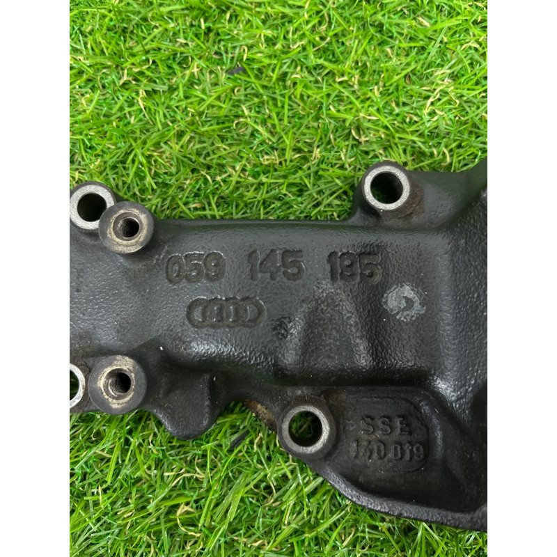 Кронштейн крепление турбины (кронштейны двигателя) Volkswagen Touareg II NF 2013 3.0 TDI 059145195AE