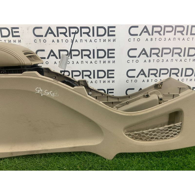 Центральная консоль (салон) Dodge Journey SXT 2013 3.6 1VF33HL1AA