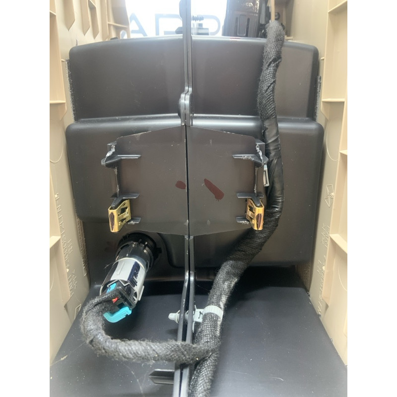 Центральная консоль (салон) Dodge Journey SXT 2013 3.6 1VF33HL1AA