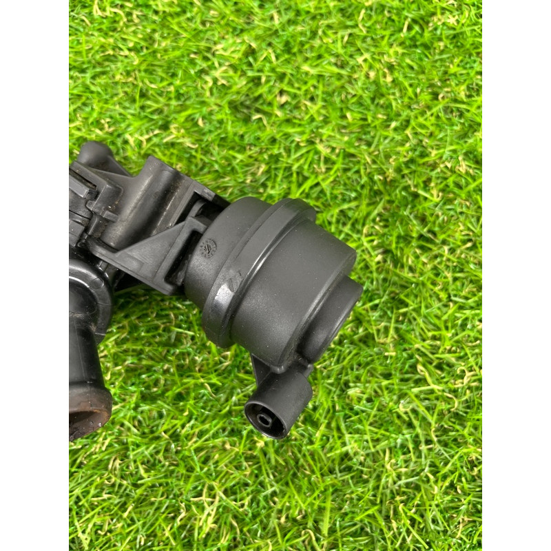 Клапан системы охлаждения (электрика / кнопки) Volkswagen Touareg II NF 2013 3.0 TDI 059121737R