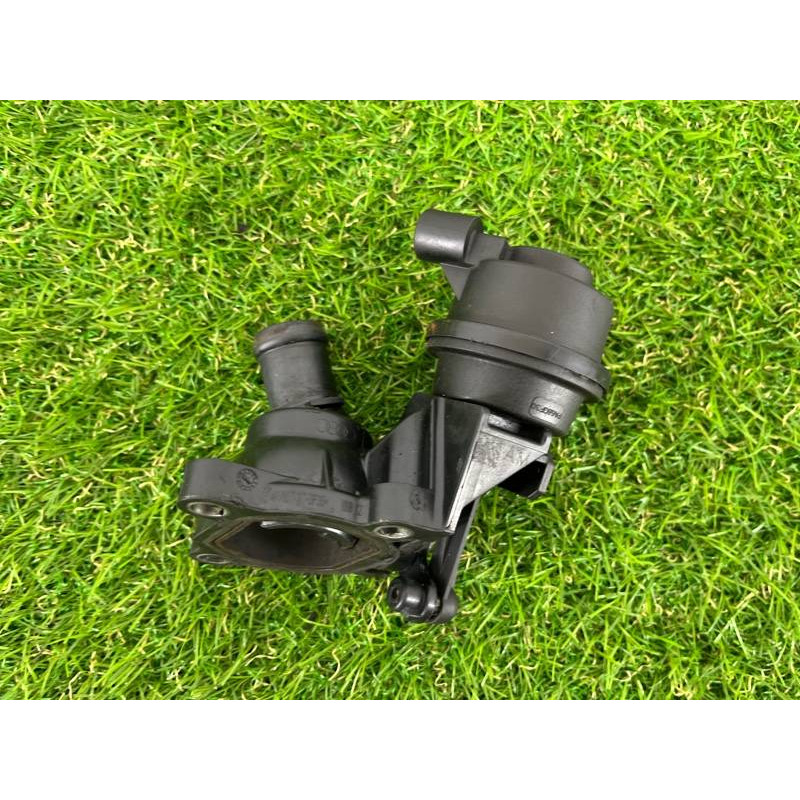 Клапан системы охлаждения (электрика / кнопки) Volkswagen Touareg II NF 2013 3.0 TDI 059121737R