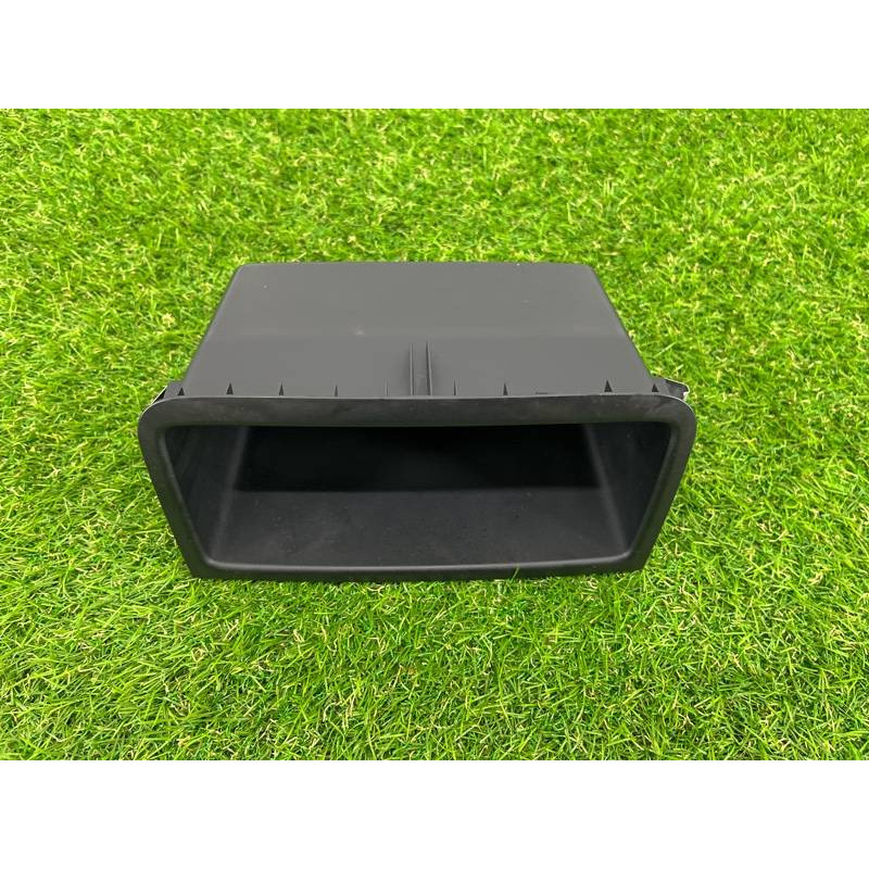 Ящик центральной консоли (салон) Volkswagen Touareg II NF 2013 3.0 TDI 7P68630921QB