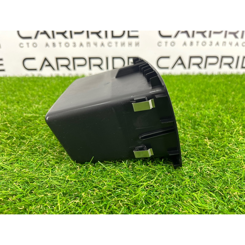 Ящик центральной консоли (салон) Volkswagen Touareg II NF 2013 3.0 TDI 7P68630921QB