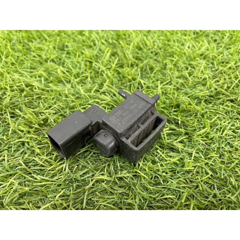 Клапан электромагнитный (электрика) VOLKSWAGEN CC 3C 037906283C