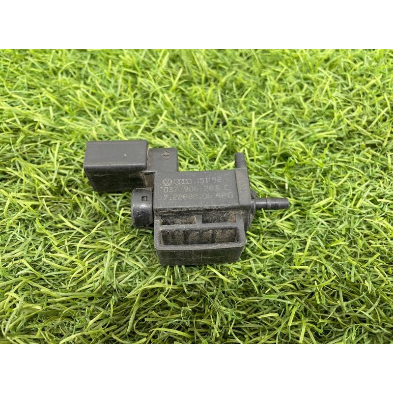 Клапан электромагнитный (электрика) VOLKSWAGEN CC 3C 037906283C