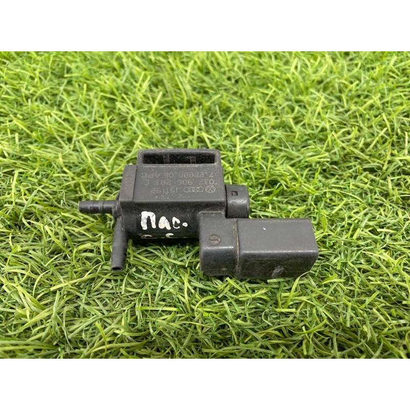 Клапан электромагнитный (электрика) VOLKSWAGEN CC 3C 037906283C