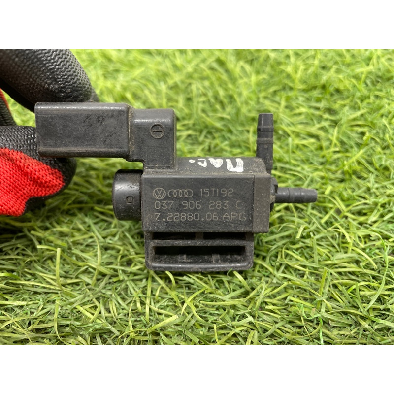 Клапан электромагнитный (электрика) VOLKSWAGEN CC 3C 037906283C
