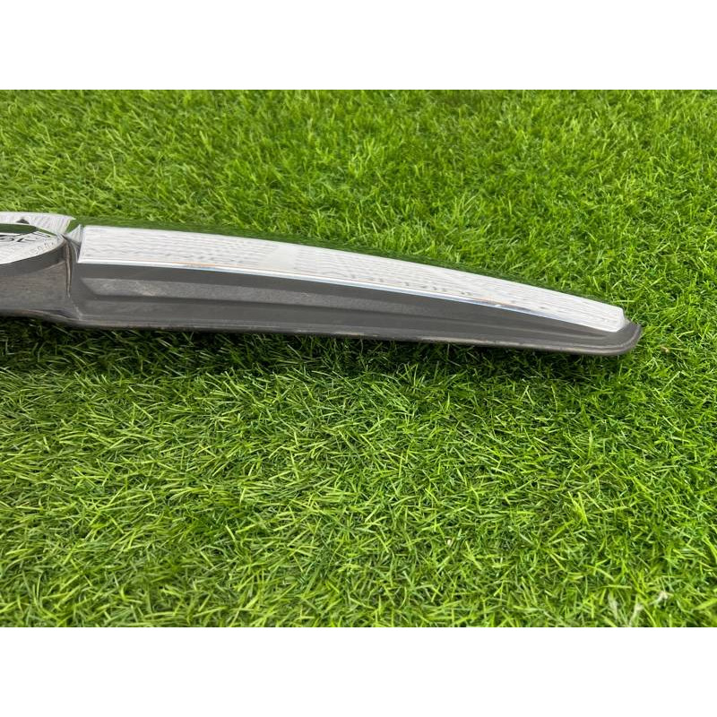 Решетка радиатора (наружные элементы кузова) Subaru Forester SJ 2016 2.5 91121SG050