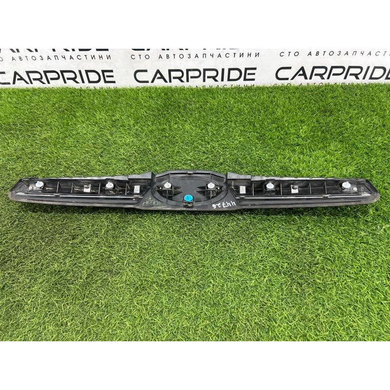 Решетка радиатора (наружные элементы кузова) Subaru Forester SJ 2016 2.5 91121SG050