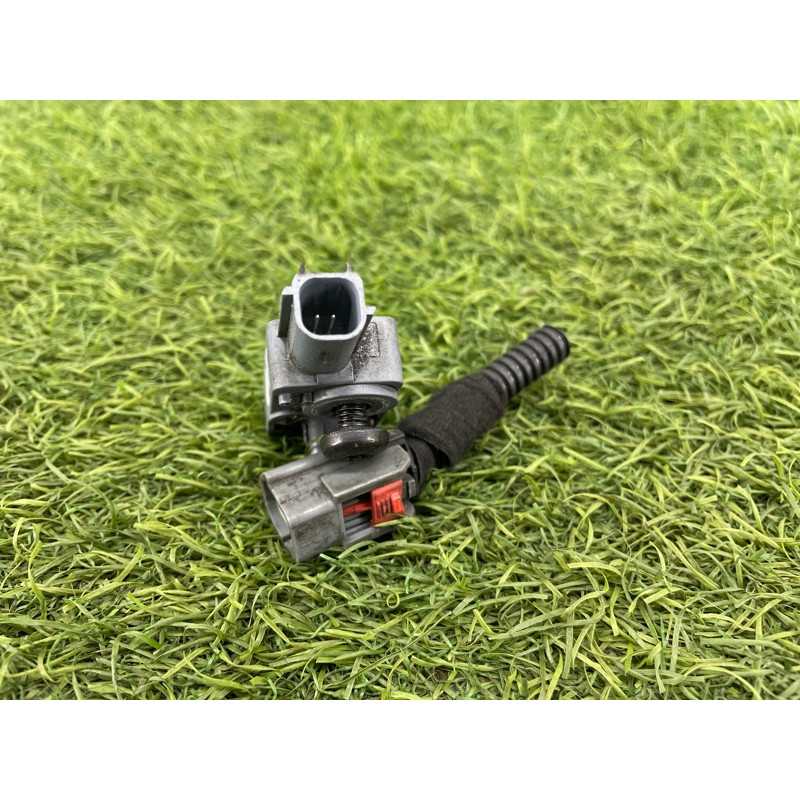 Датчик удара (электрика / датчики) Opel Insignia A 2009 2.0 DTH 13502340