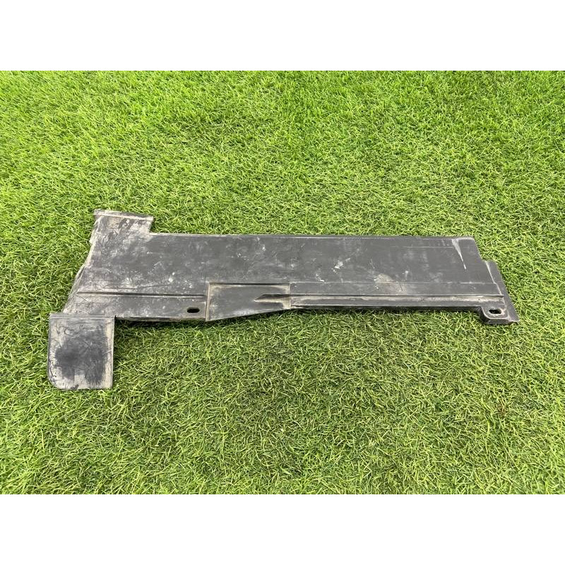 Рамка радиатора (кузов и элементы) BMW 5-series E34 1993 M20b25 17111712493