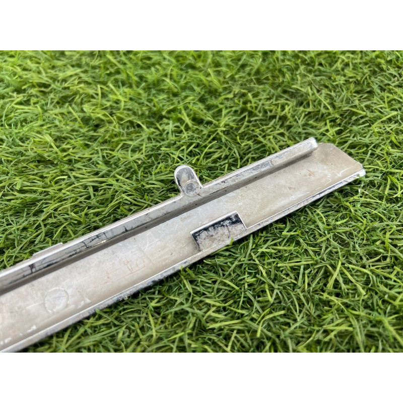 Молдинг бампера (кузов и элементы) BMW 7-series E32 51121908075