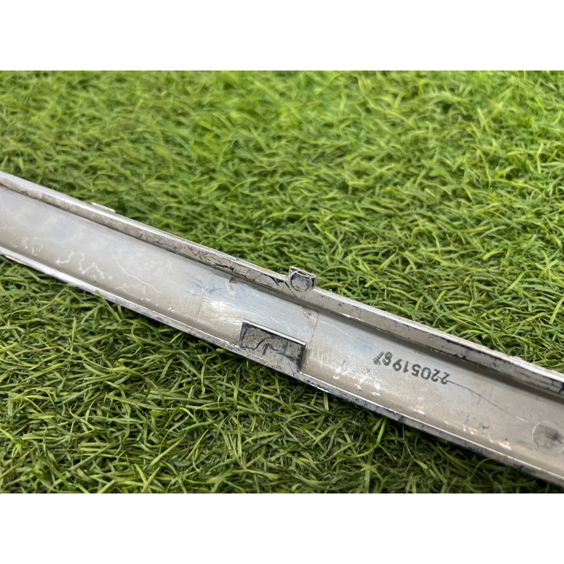 Молдинг бампера (кузов и элементы) BMW 7-series E32 51121908075