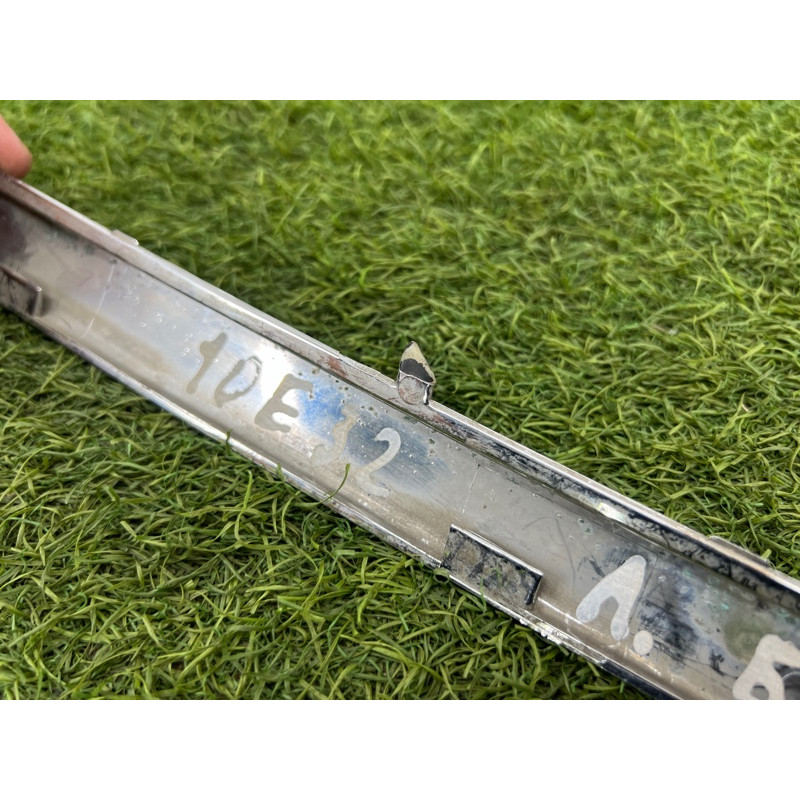 Молдинг бампера (кузов и элементы) BMW 7-series E32 51121908075