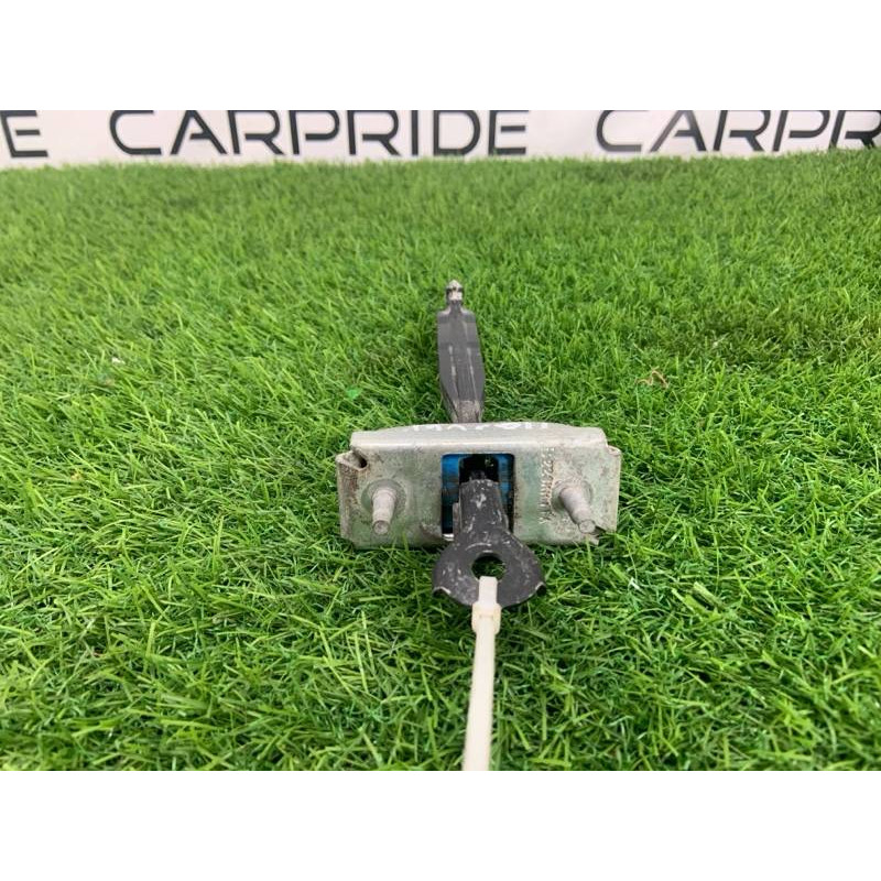 Ограничитель двери (кузов и элементы) CHEVROLET Cruze J300 2012 1.8 95021014