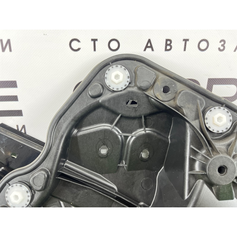 Механизм стеклоподъемника (кузов и элементы) Volkswagen Touareg II NF 2013 3.0 TDI 7P6839461A