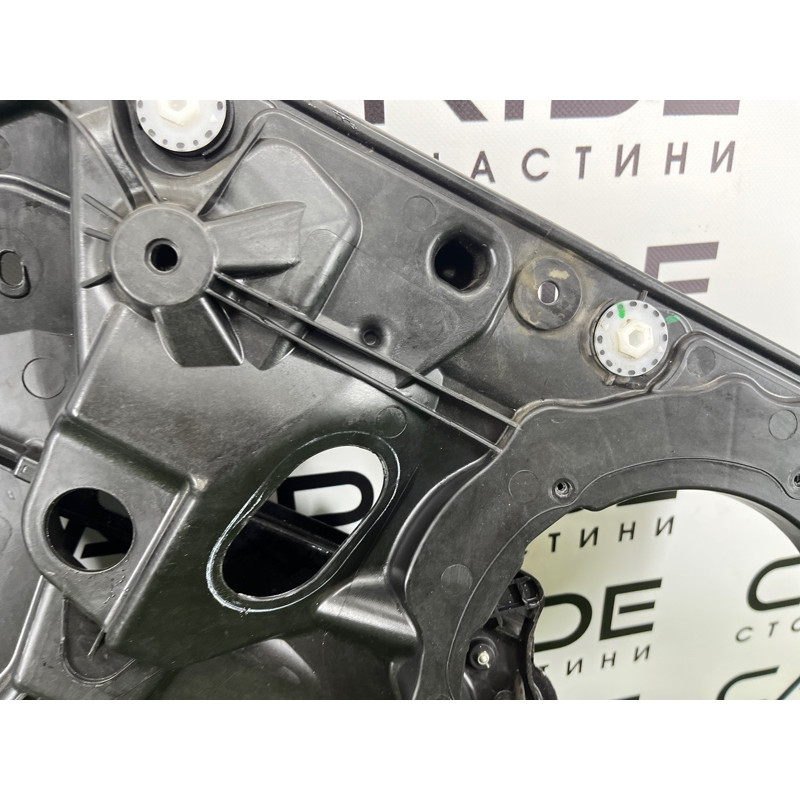 Механизм стеклоподъемника (кузов и элементы) Volkswagen Touareg II NF 2013 3.0 TDI 7P6839461A