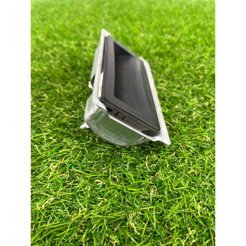 Кнопка открывания крышки багажника (электрика / кнопки) Volkswagen Touareg II NF 2013 3.0 TDI 5N0827566T