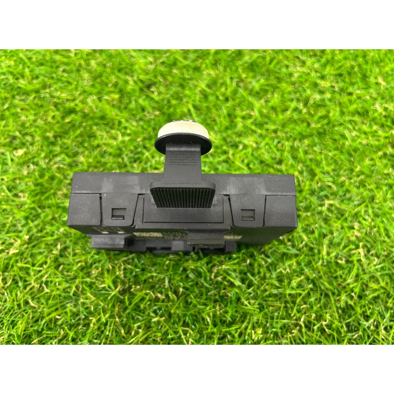 Блок управления дверьми (электрика / блоки управления) Volkswagen Touareg II NF 2013 3.0 TDI 4H0959795M