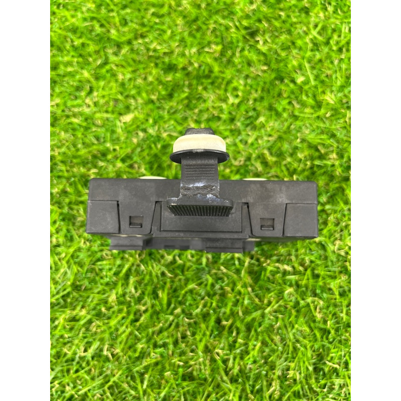 Блок управления дверьми (электрика / блоки управления) Volkswagen Touareg II NF 2013 3.0 TDI 4H0959795M