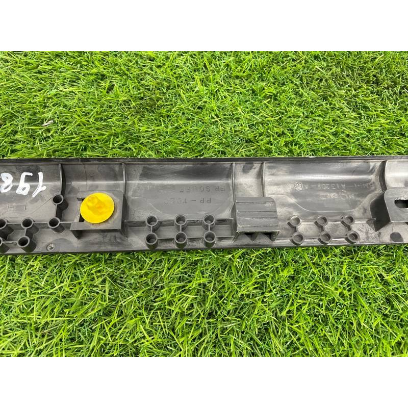 Накладка на порог (кузов и элементы) FORD Focus MK3 2014 2.0 CV6Z5413209AB