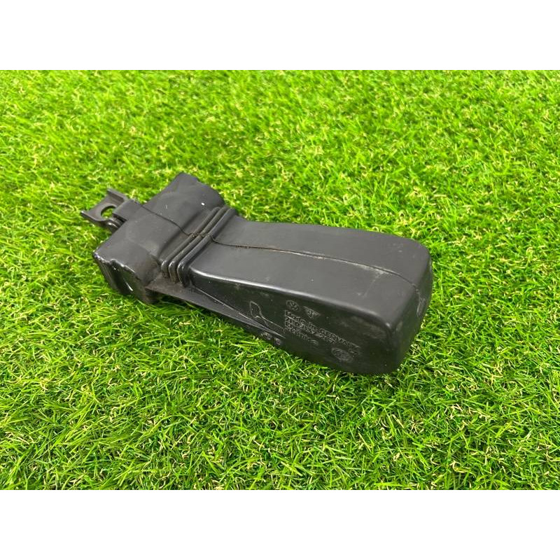 Ограничитель двери (кузов и элементы) Volkswagen Touareg II NF 2013 3.0 TDI 7P0839249C