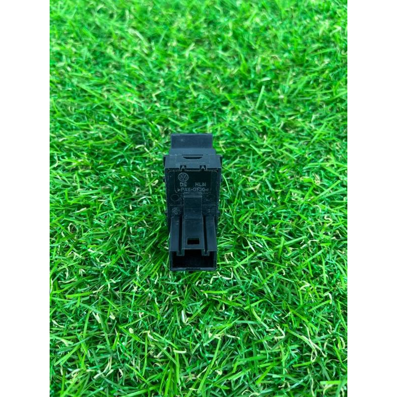 Кнопка стеклоподъемника (электрика / кнопки) Volkswagen Touareg II NF 2013 3.0 TDI 7L6959855C3X1